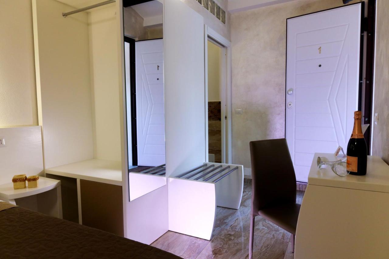 Afrodite Accomodation Tropea Extérieur photo